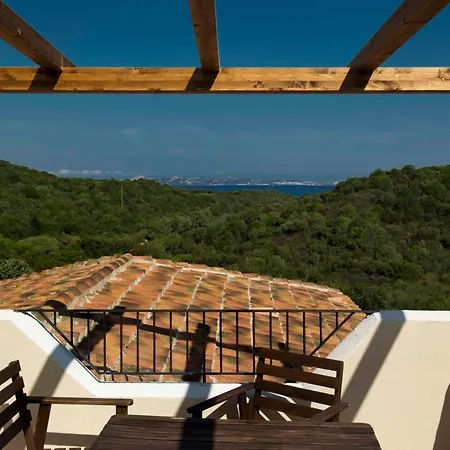 Sleeps 6 Pool Wifi Baja Sardinia