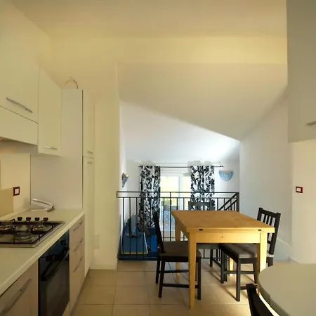 Sleeps 6 Pool Wifi *