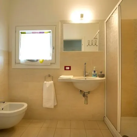 Sleeps 6 Pool Wifi * Baja Sardinia