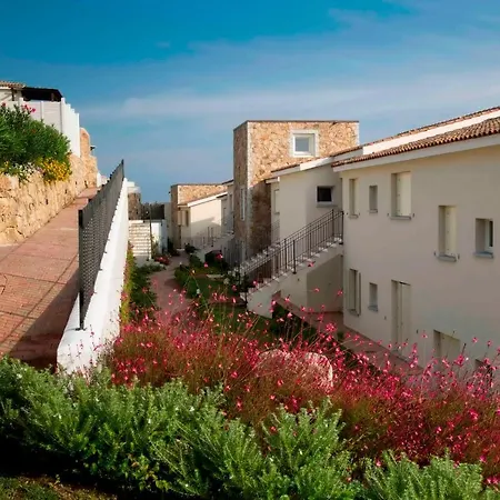 Apartment Sleeps 6 Pool Wifi *